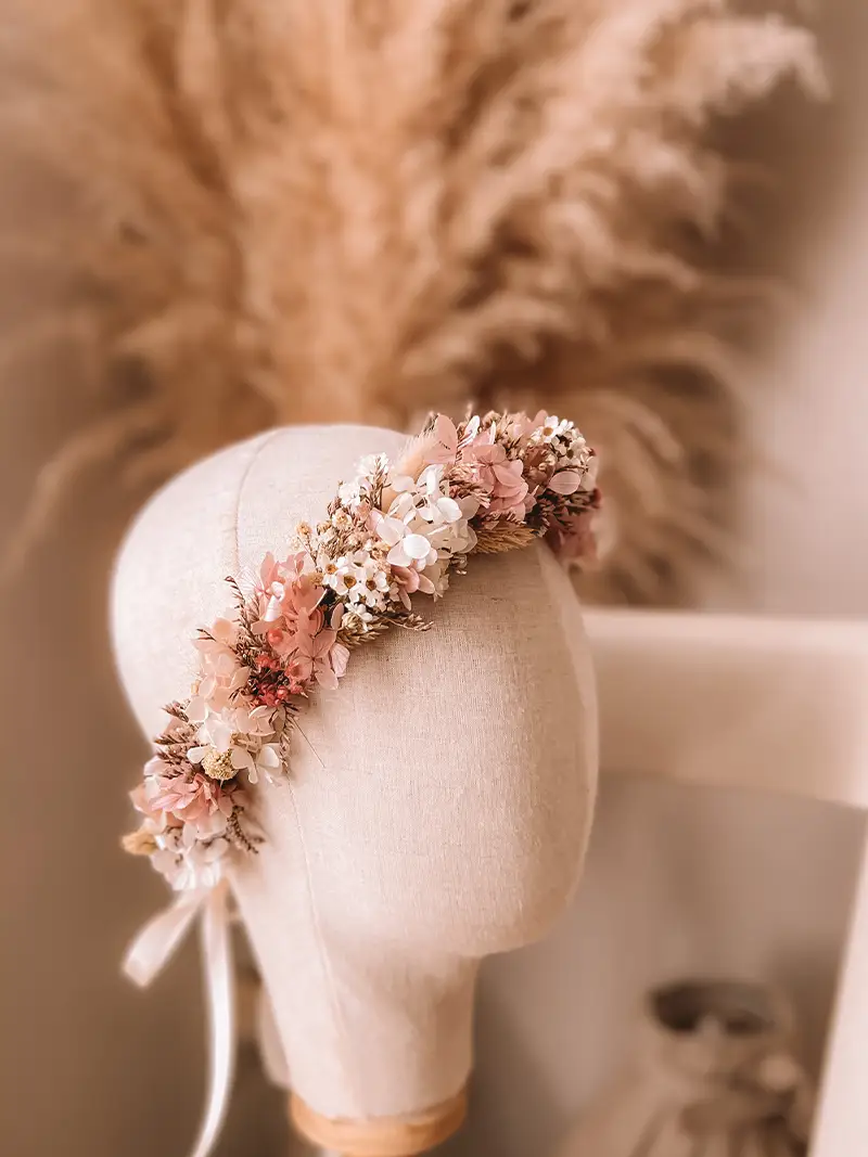 Couronne de fleurs naturelles pour cheveux à Lyon